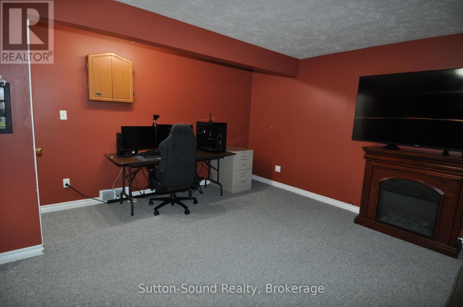 75 John Street, Arran-Elderslie, Ontario  N0H 2N0 - Photo 13 - X12456024