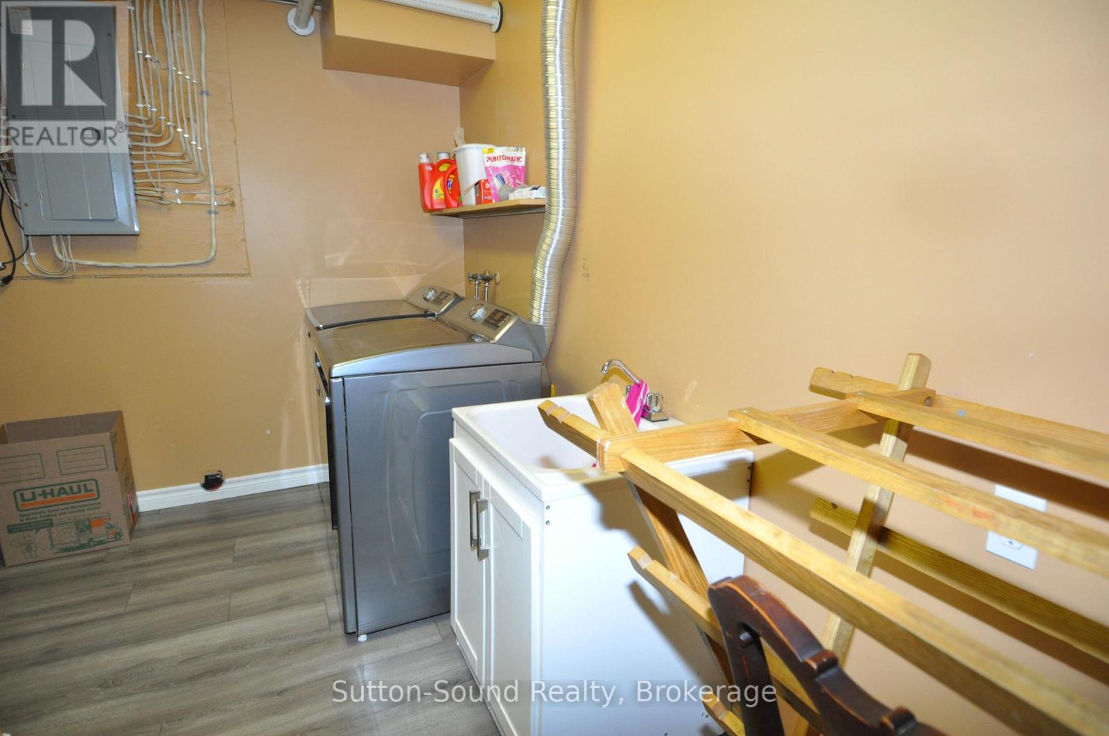 75 John Street, Arran-Elderslie, Ontario  N0H 2N0 - Photo 16 - X12456024