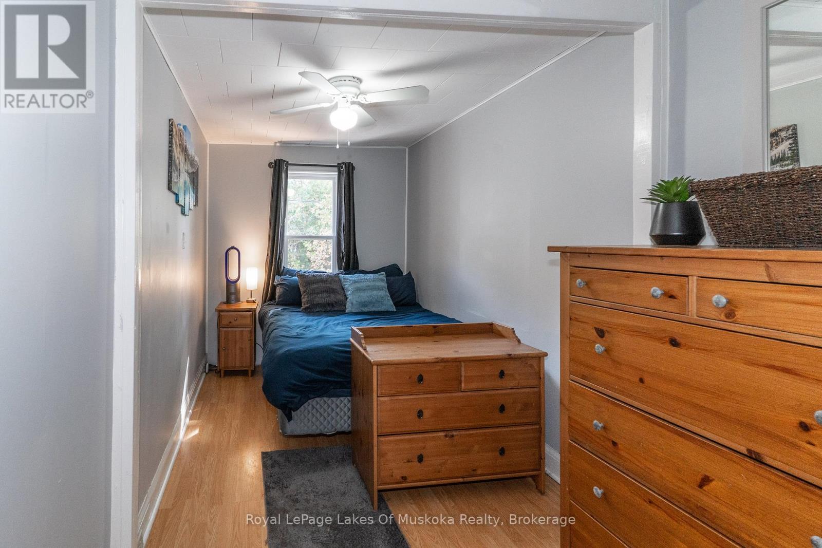 570 Pinedale Road, Gravenhurst (Muskoka (S)), Ontario  P1P 1M1 - Photo 12 - X12456032