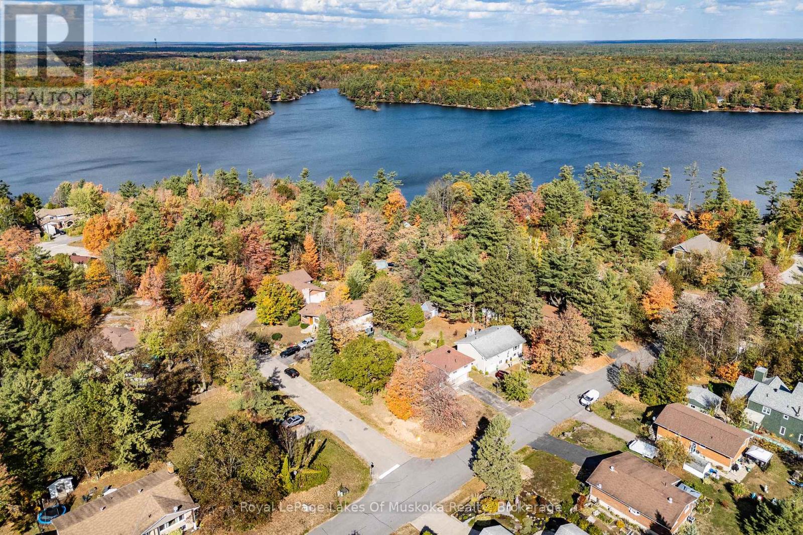 570 Pinedale Road, Gravenhurst (Muskoka (S)), Ontario  P1P 1M1 - Photo 2 - X12456032