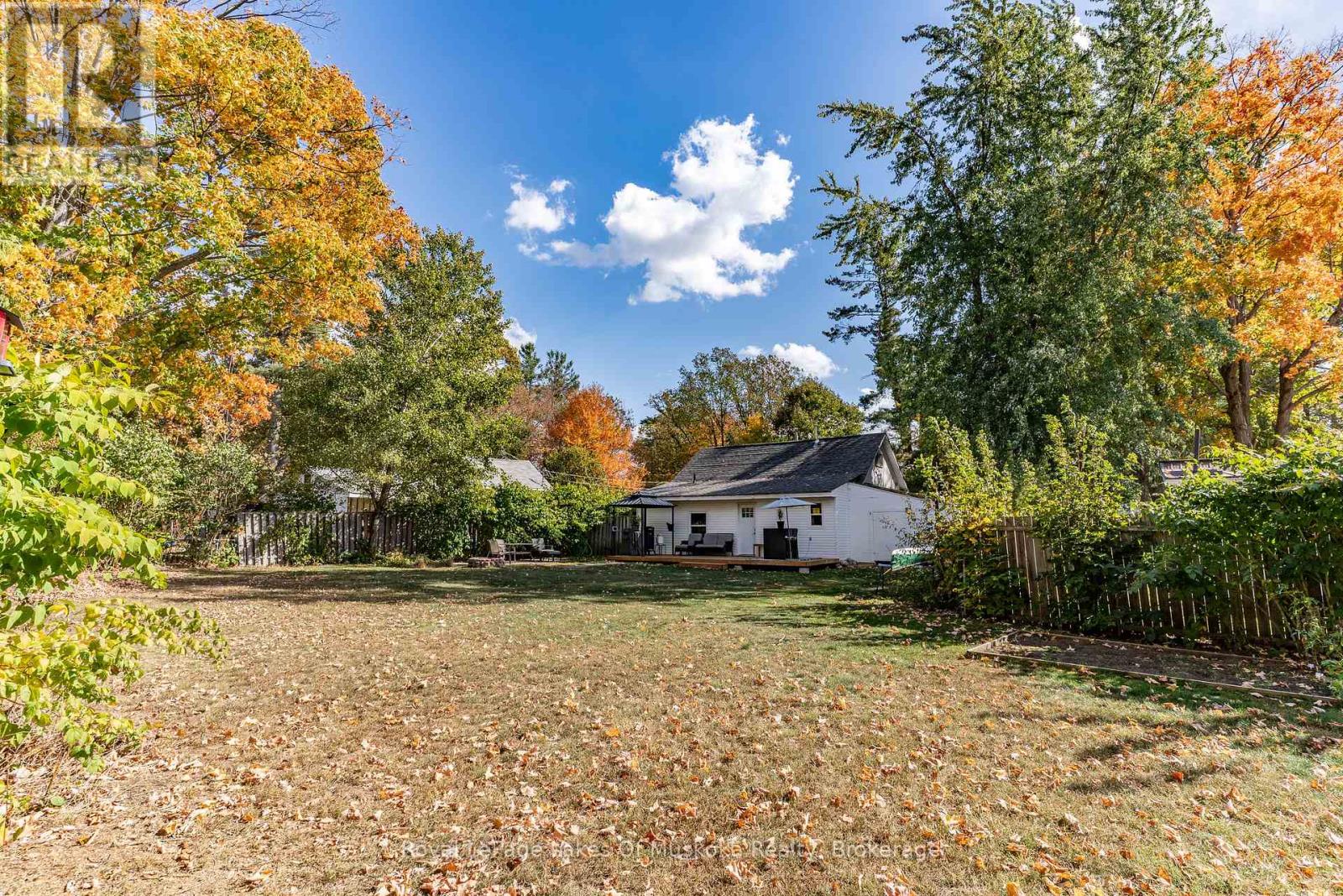 570 Pinedale Road, Gravenhurst (Muskoka (S)), Ontario  P1P 1M1 - Photo 36 - X12456032