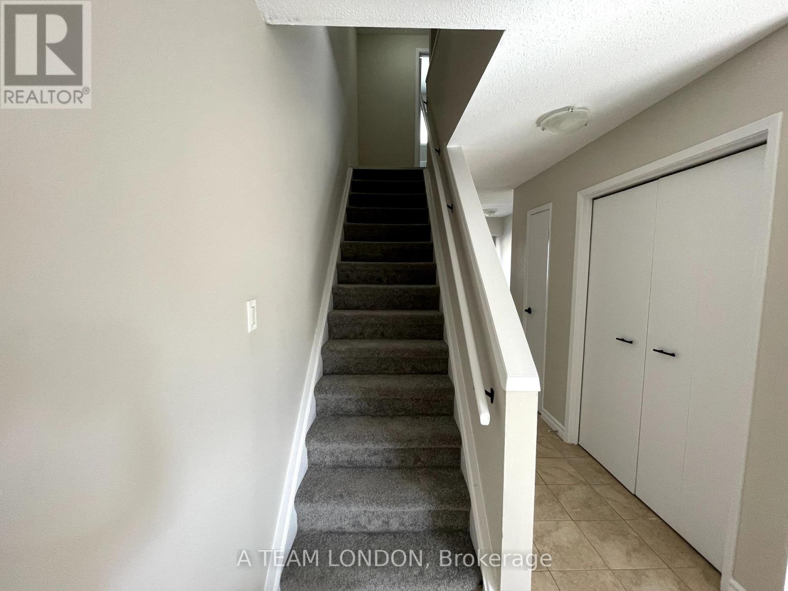 58 - 35 Waterman Avenue, London South (South R), Ontario  N6C 5T7 - Photo 13 - X12455991