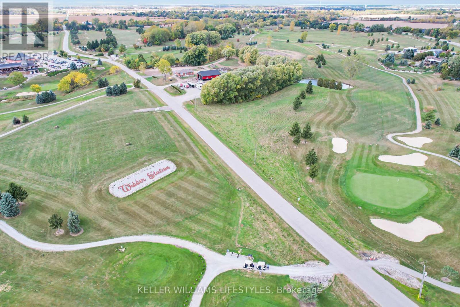 168 Elizabeth Street, Lambton Shores (Thedford), Ontario  N0M 2N0 - Photo 12 - X12456016