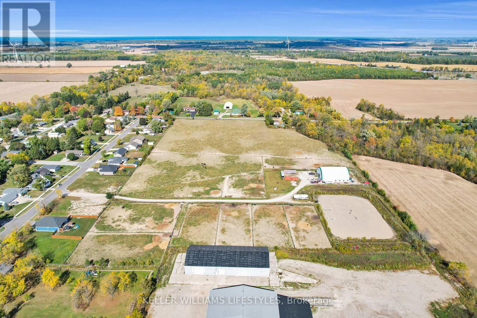 168 Elizabeth Street, Lambton Shores (Thedford), Ontario  N0M 2N0 - Photo 4 - X12456016