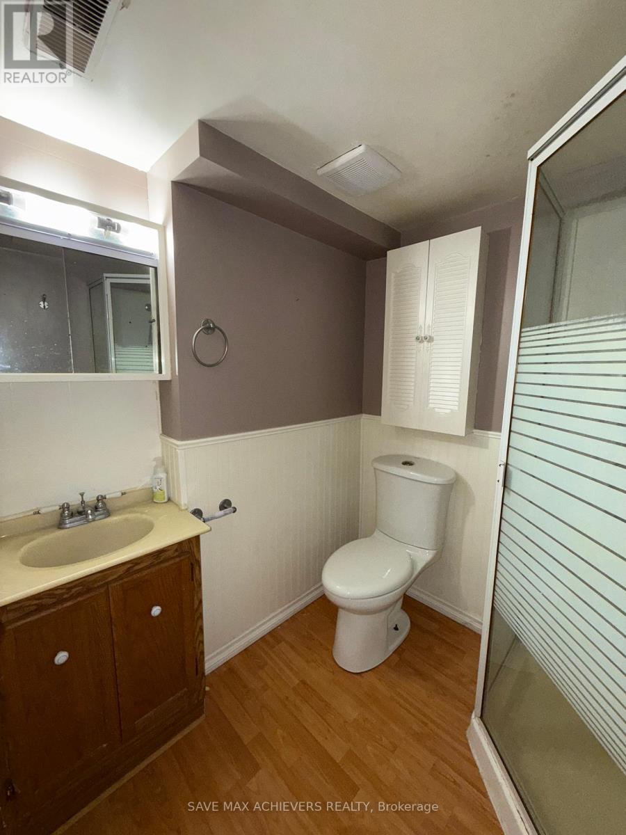 Lower - 811 Dolph Street N, Cambridge, Ontario  N3H 2B6 - Photo 11 - X12455970