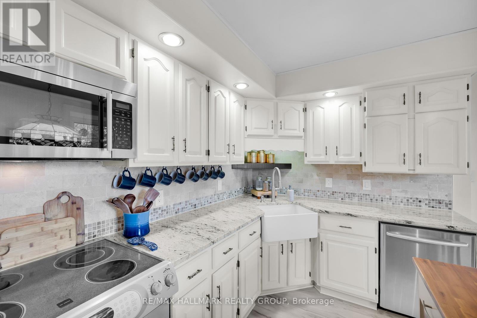 5952 Bains Road, Elizabethtown-Kitley, Ontario  K6V 5T5 - Photo 15 - X12456007