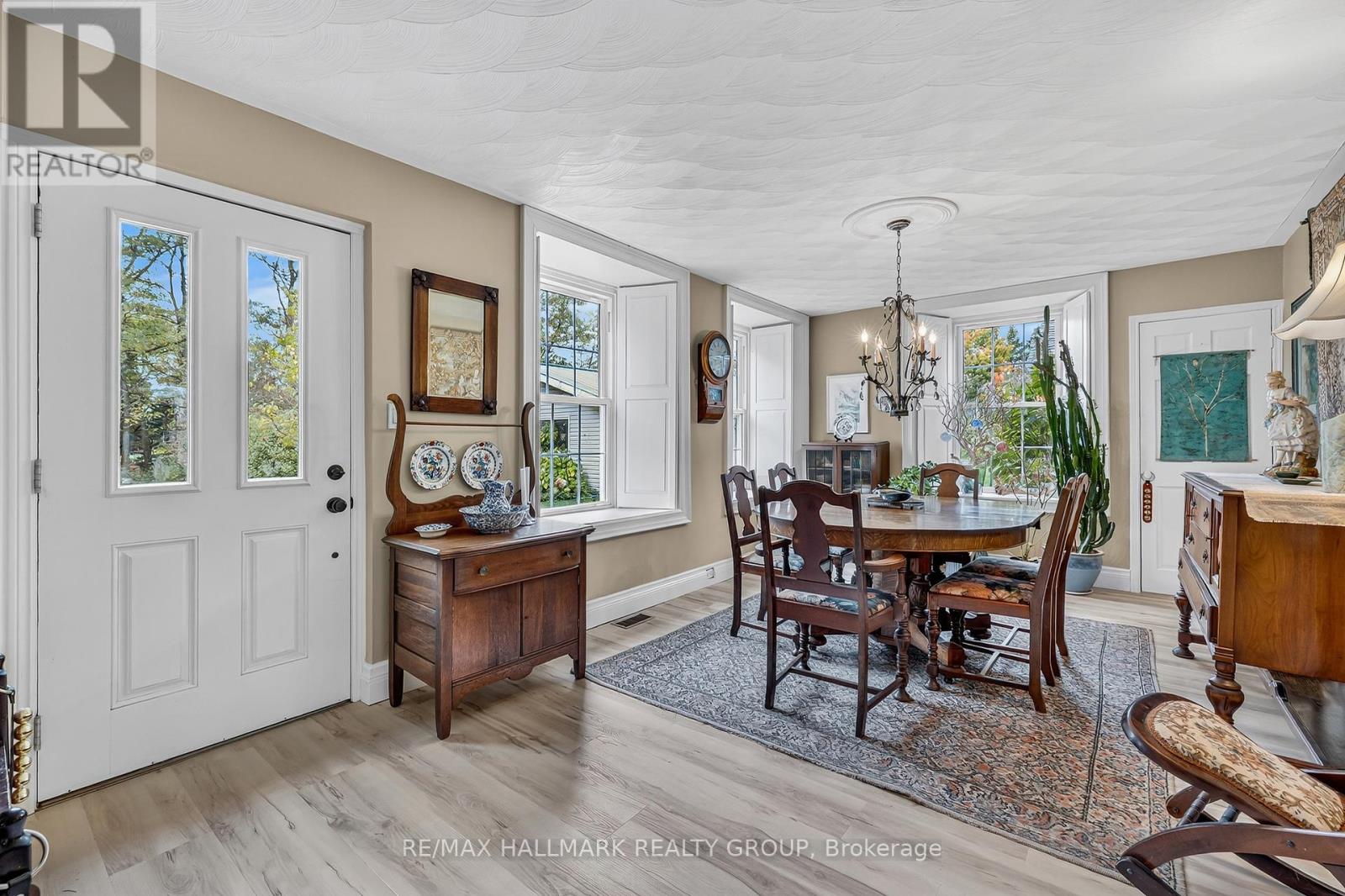 5952 Bains Road, Elizabethtown-Kitley, Ontario  K6V 5T5 - Photo 4 - X12456007