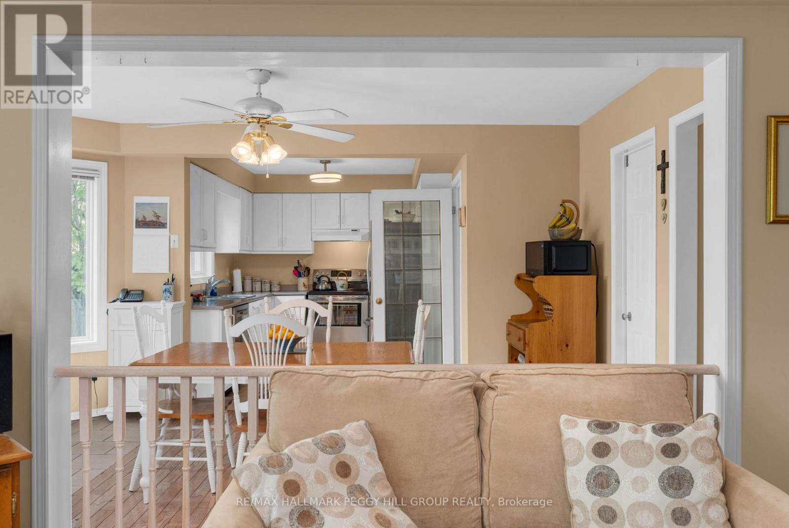58 Mcdougall Drive, Barrie, Ontario  L4N 7H6 - Photo 10 - S12383586