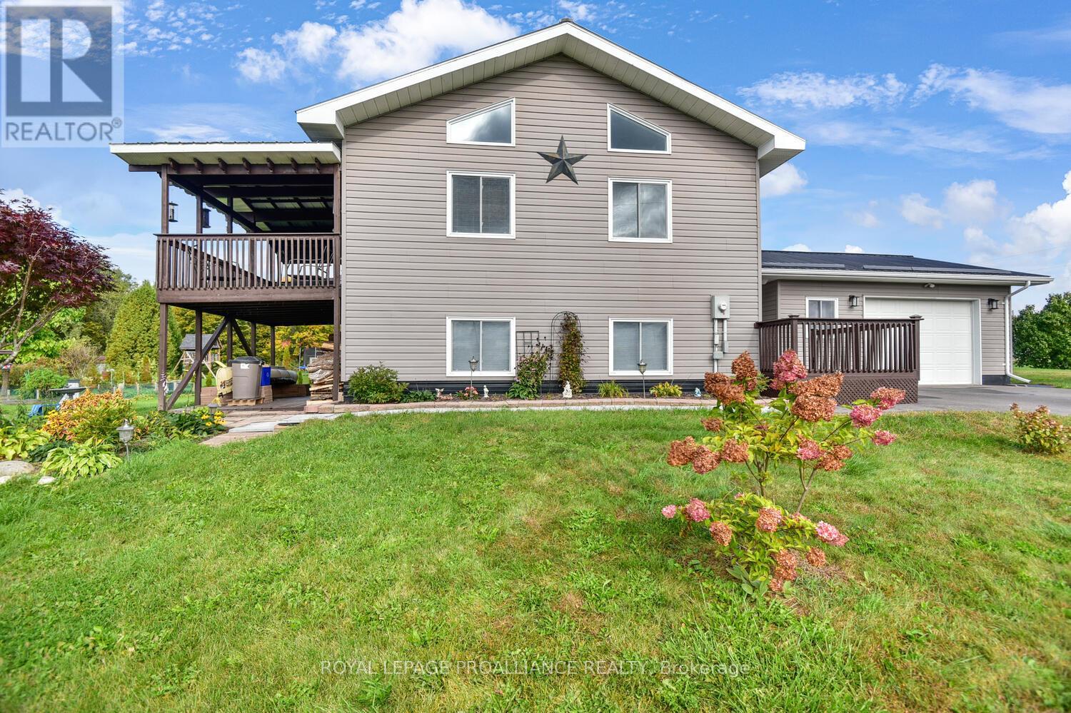 11 Judy Place, Edwardsburgh/cardinal, Ontario  K0E 1E0 - Photo 3 - X12456026