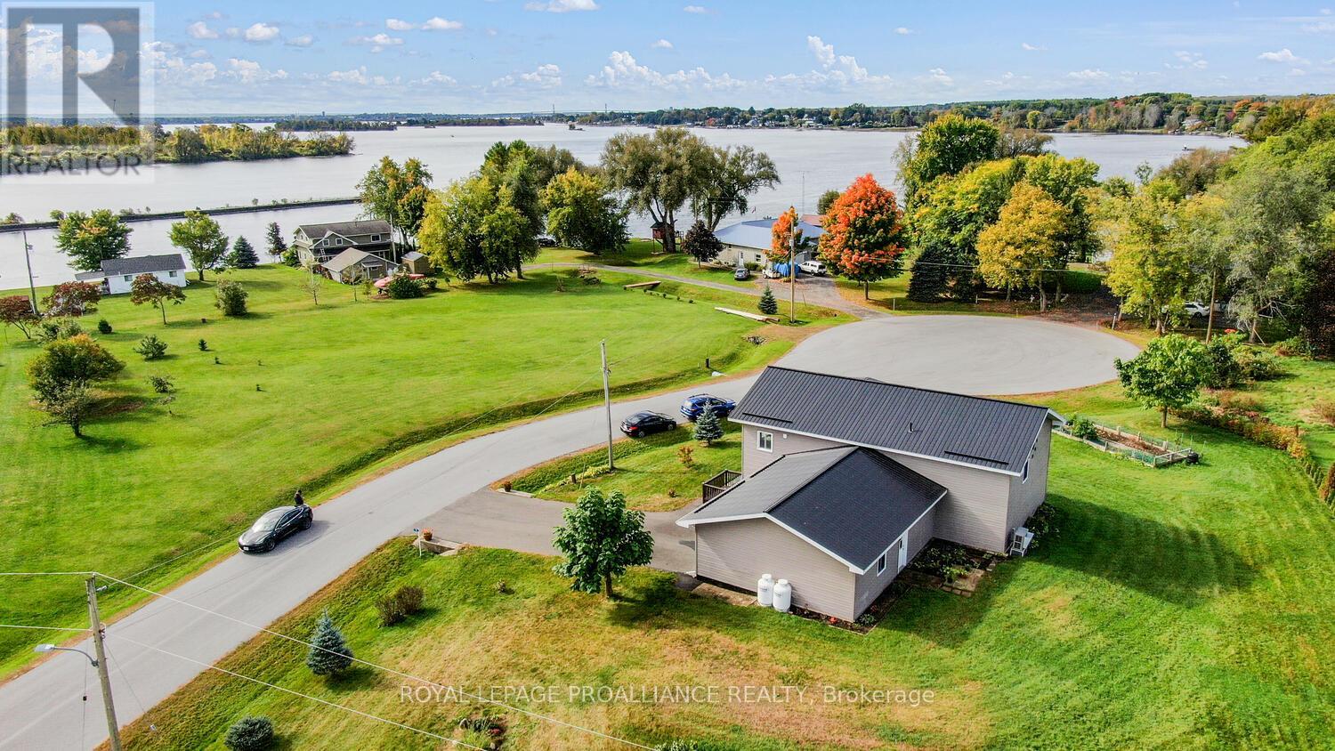11 Judy Place, Edwardsburgh/cardinal, Ontario  K0E 1E0 - Photo 6 - X12456026