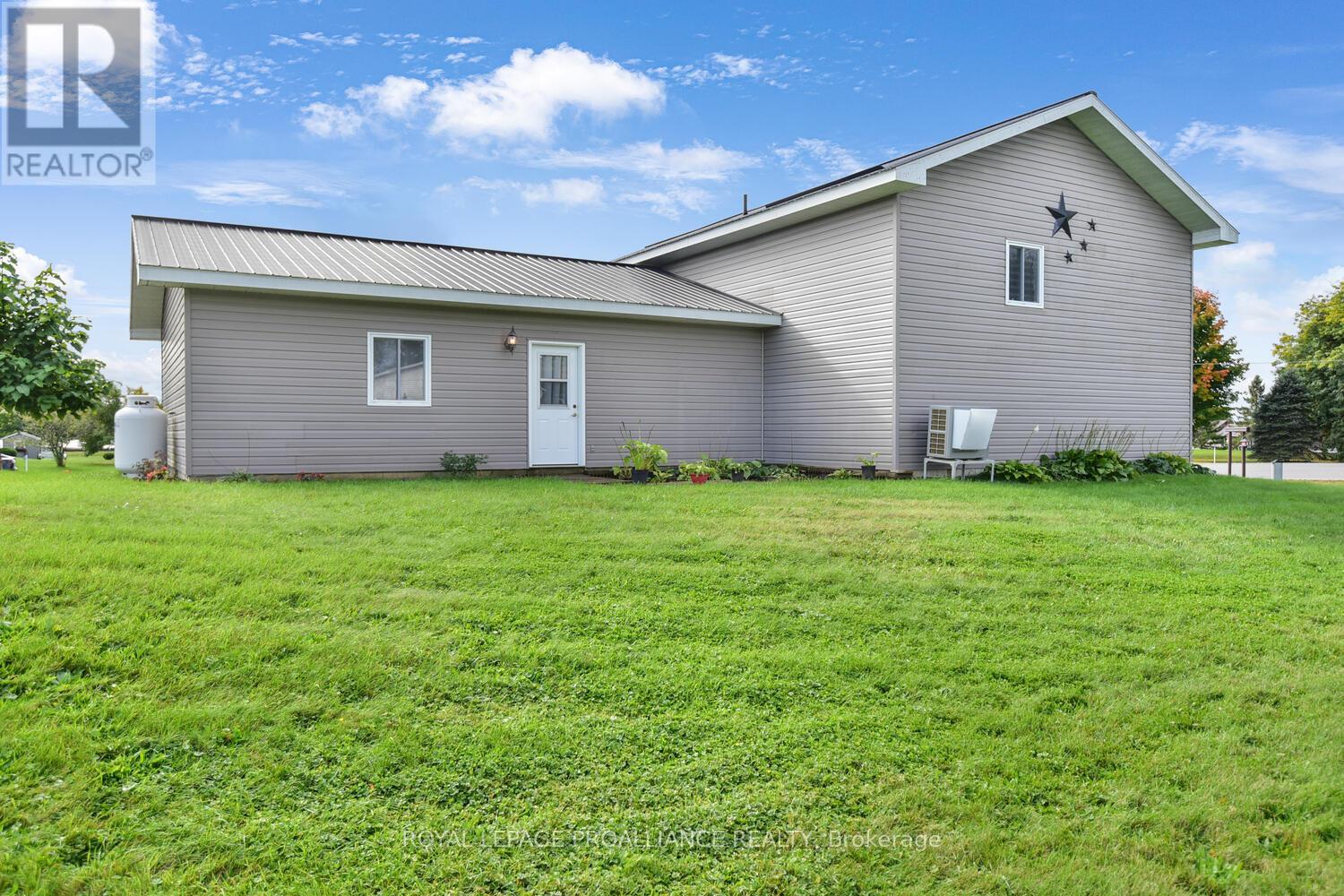 11 Judy Place, Edwardsburgh/cardinal, Ontario  K0E 1E0 - Photo 7 - X12456026