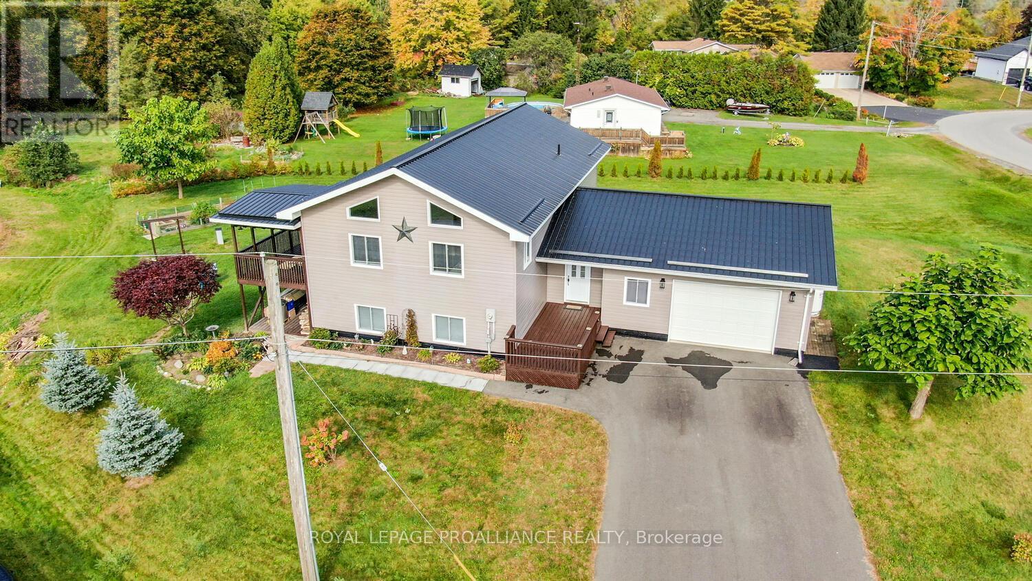 11 Judy Place, Edwardsburgh/cardinal, Ontario  K0E 1E0 - Photo 9 - X12456026