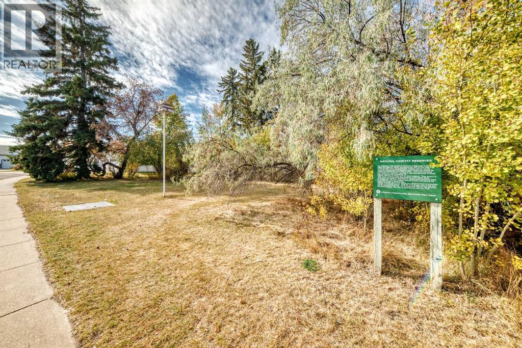 29 Rowell Close, Red Deer, Alberta  T4P 3P4 - Photo 2 - A2262851