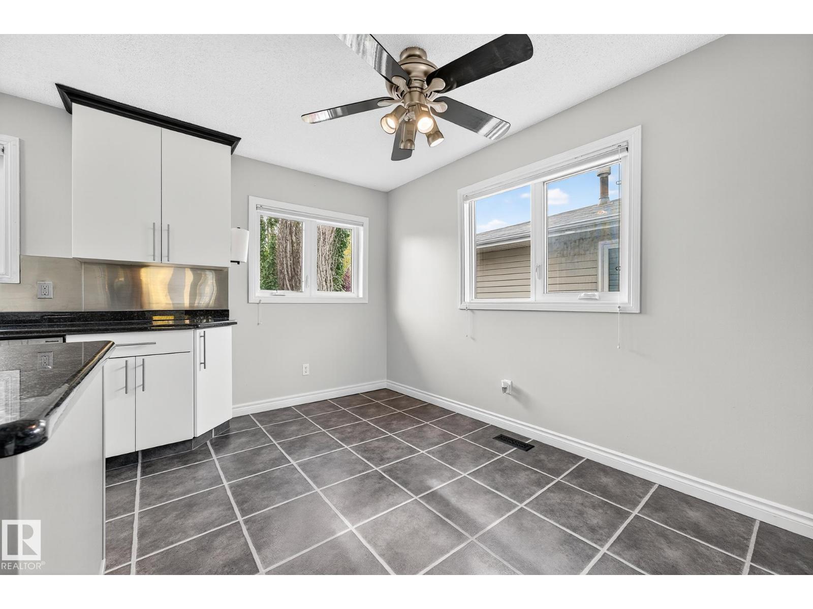 11423 35a Av Nw, Edmonton, Alberta  T6J 2G3 - Photo 7 - E4461427