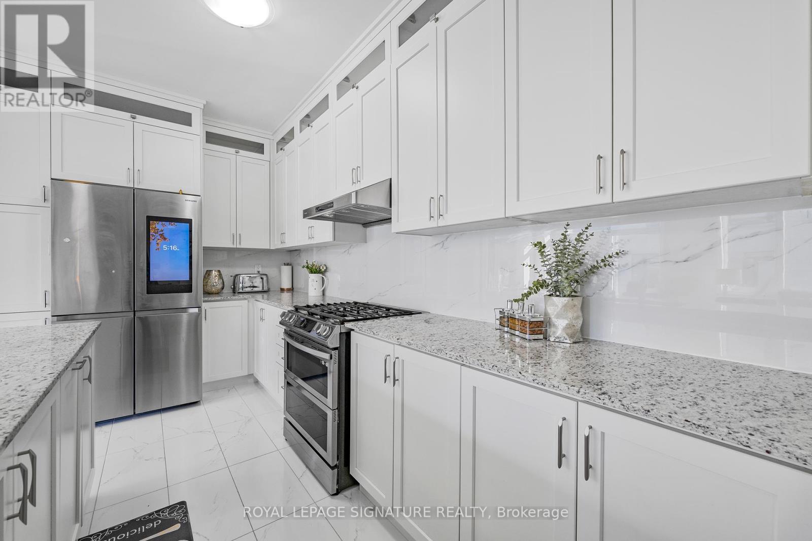 23 Ferguson Street, Erin, Ontario  N0B 1T0 - Photo 22 - X12455414