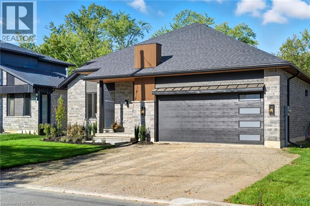 141 Parkside Drive, Brantford, Ontario  N3T 0S9 - Photo 3 - 40776002