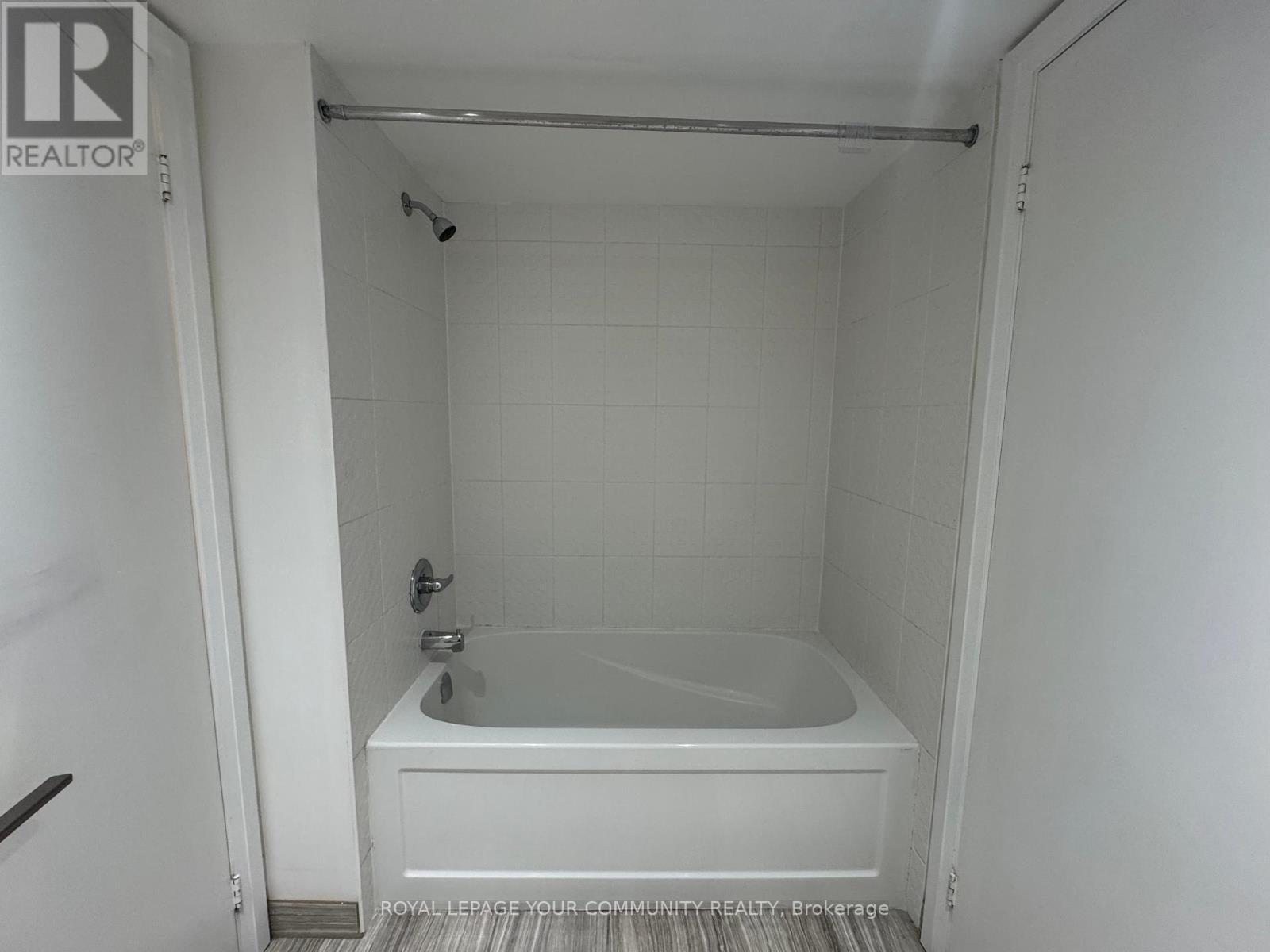 218w - 565 Wilson Avenue, Toronto, Ontario  M3N 5Y6 - Photo 21 - C12333062