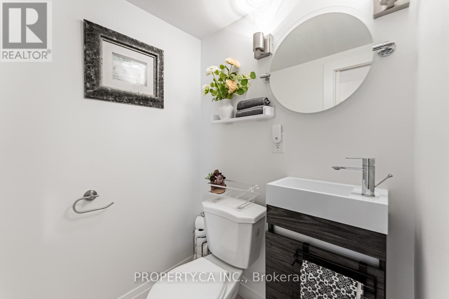 87 Fourth Street, Toronto, Ontario  M8V 2Y4 - Photo 16 - W12428601