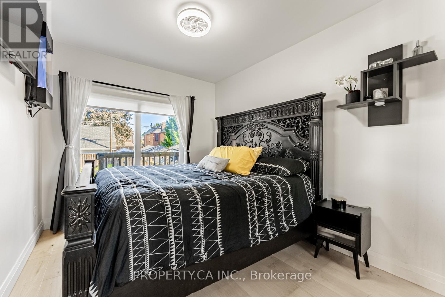 87 Fourth Street, Toronto, Ontario  M8V 2Y4 - Photo 19 - W12428601