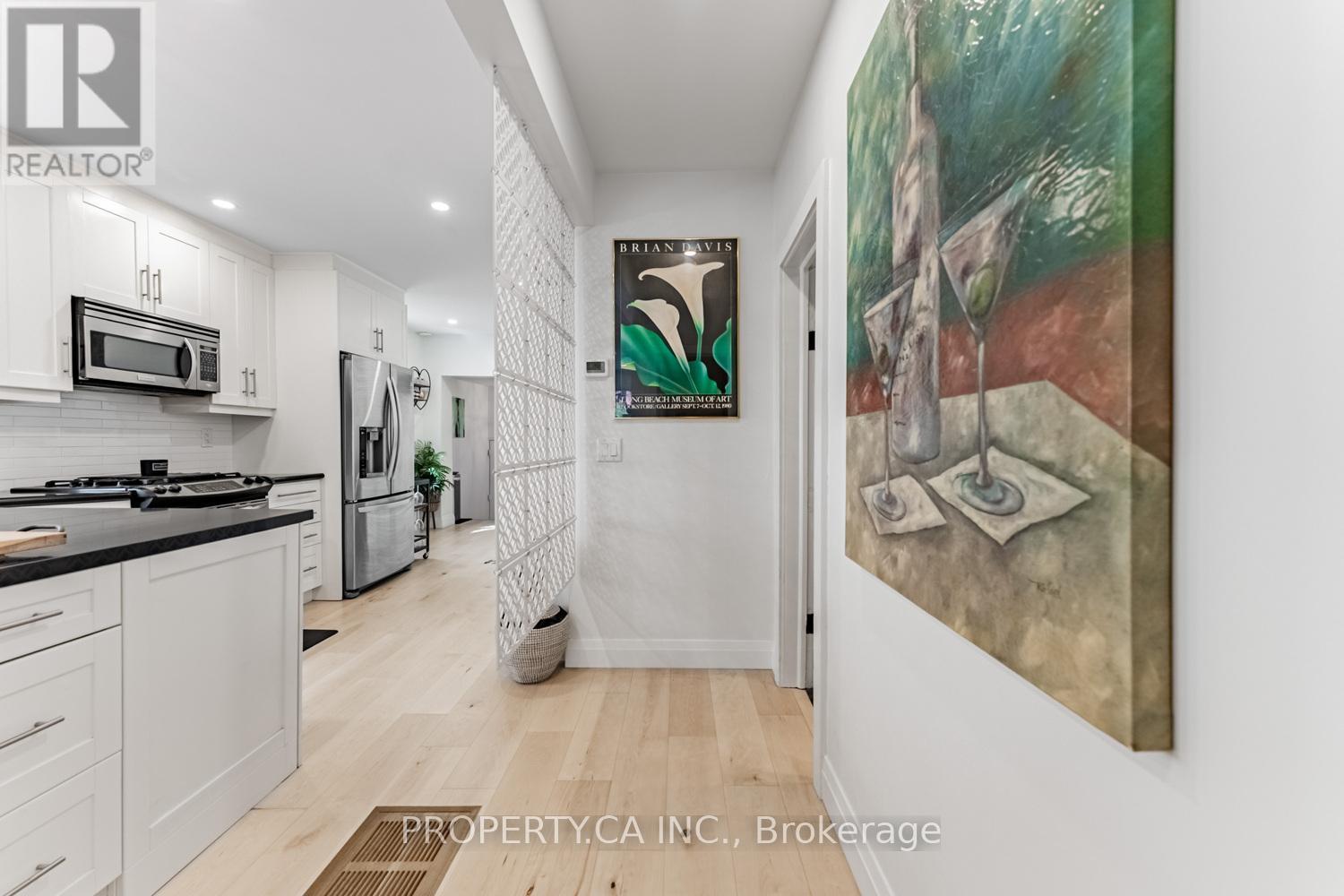 87 Fourth Street, Toronto, Ontario  M8V 2Y4 - Photo 15 - W12428601