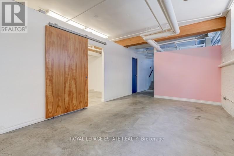 3 - 535 Queen Street E, Toronto, Ontario  M5A 1V1 - Photo 4 - C12455989