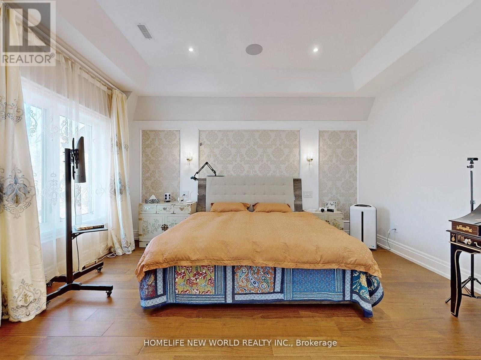 41 Glentworth Road, Toronto (Don Valley Village), Ontario  M2J 2E7 - Photo 25 - C12456053