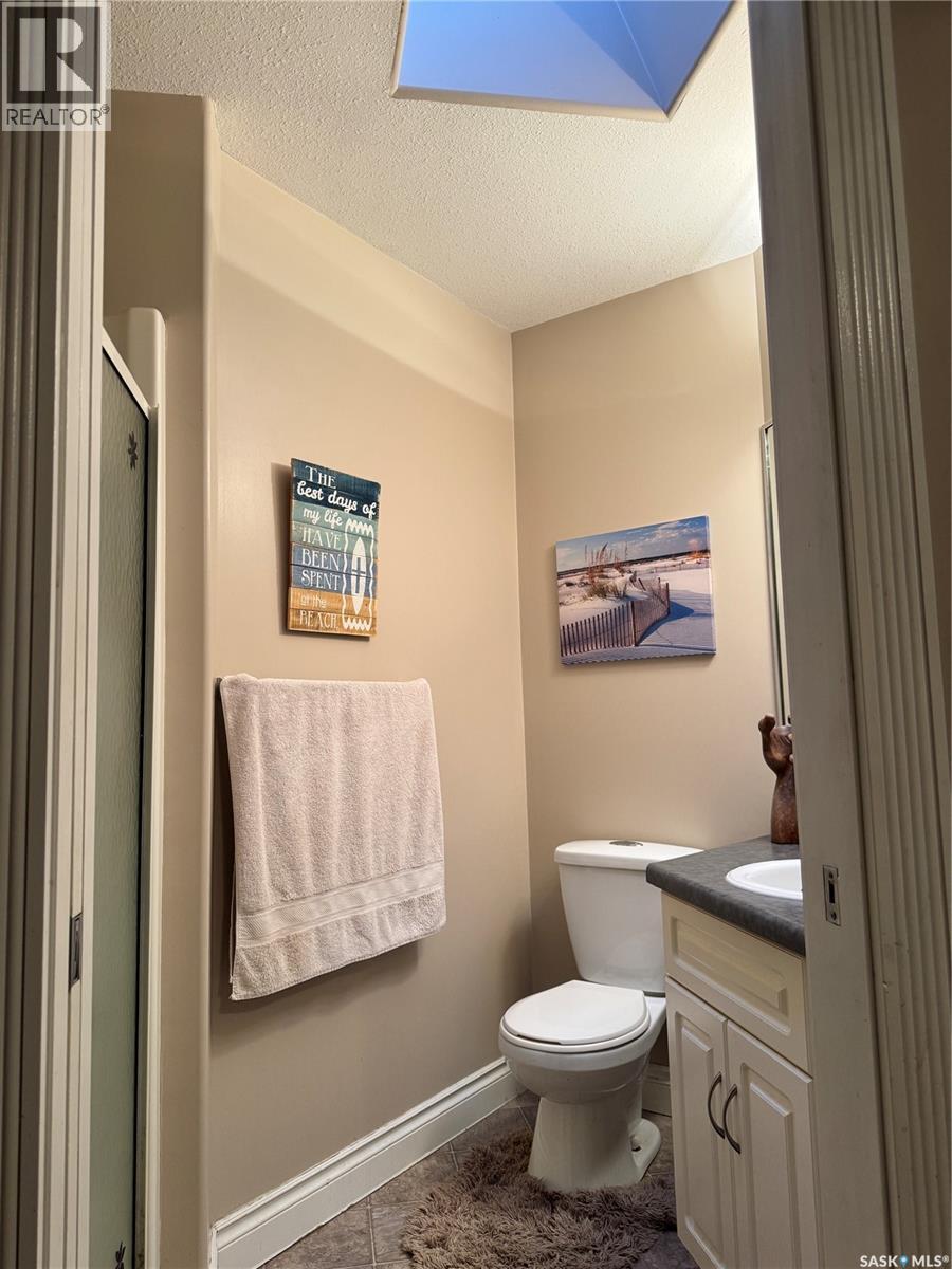 402 Overholt Crescent, Saskatoon, Saskatchewan  S7N 4S9 - Photo 24 - SK020600