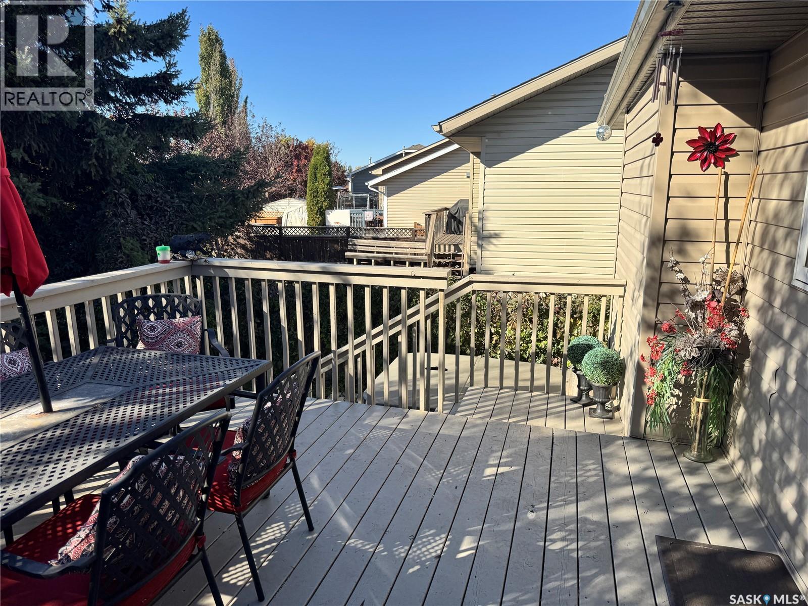 402 Overholt Crescent, Saskatoon, Saskatchewan  S7N 4S9 - Photo 39 - SK020600