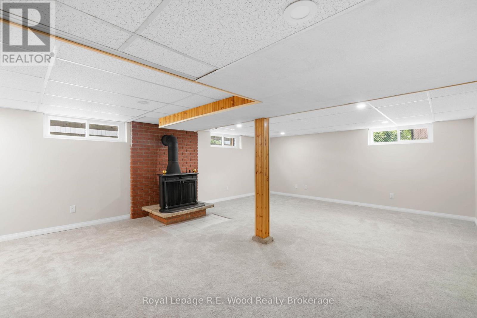 35 Sanders Street, Tillsonburg, Ontario  N4G 1H7 - Photo 18 - X12456079