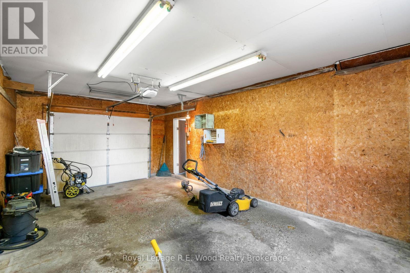 35 Sanders Street, Tillsonburg, Ontario  N4G 1H7 - Photo 24 - X12456079