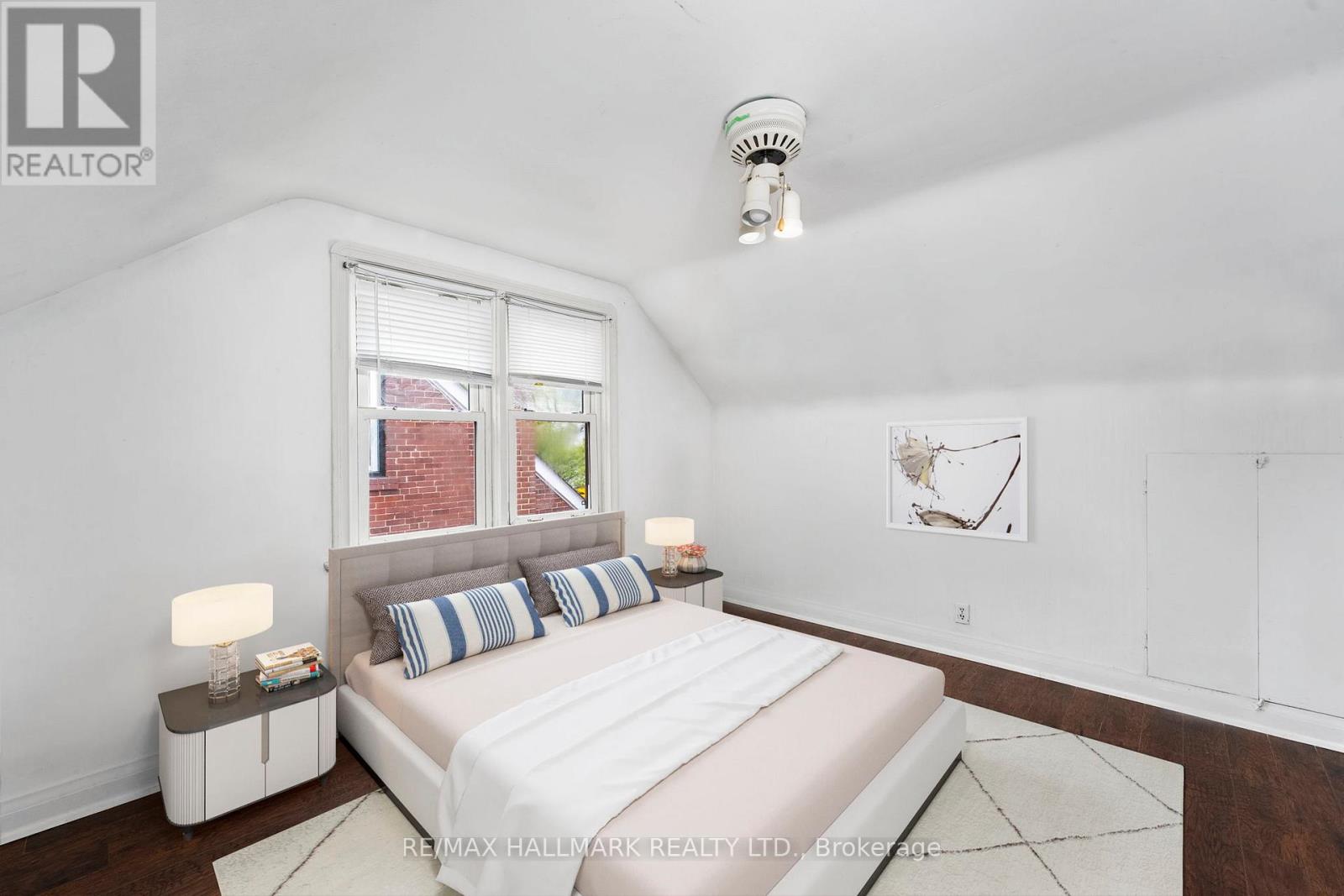 21 Plaxton Drive, Toronto (O'connor-Parkview), Ontario  M4B 2P6 - Photo 12 - E12456019