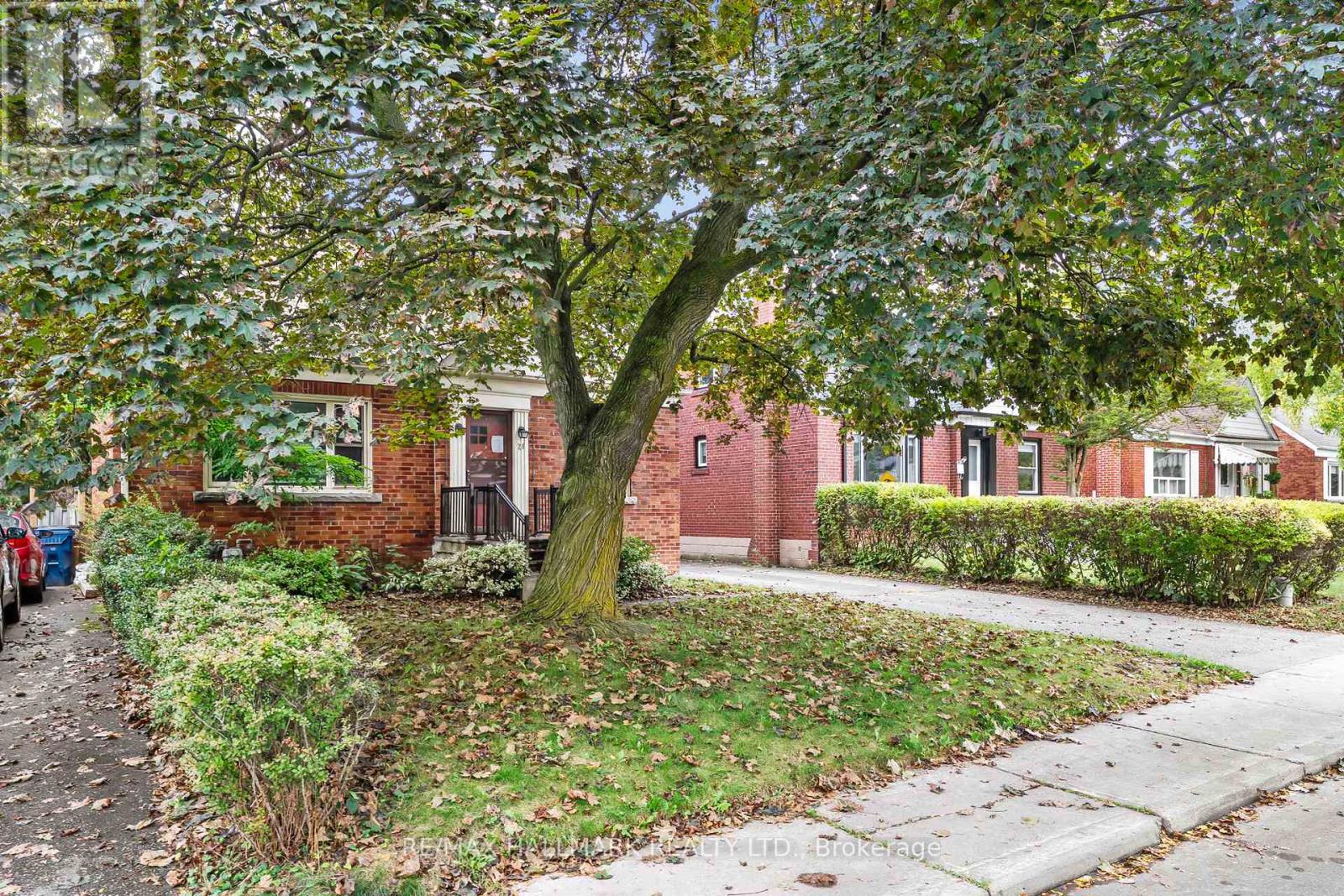 21 Plaxton Drive, Toronto (O'connor-Parkview), Ontario  M4B 2P6 - Photo 23 - E12456019