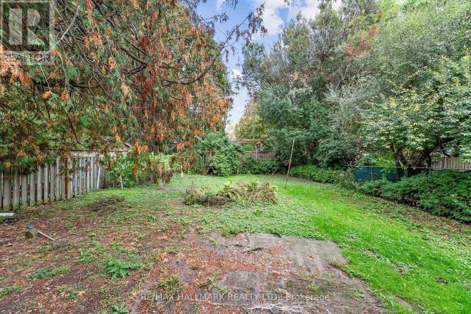 21 Plaxton Drive, Toronto (O'connor-Parkview), Ontario  M4B 2P6 - Photo 28 - E12456019