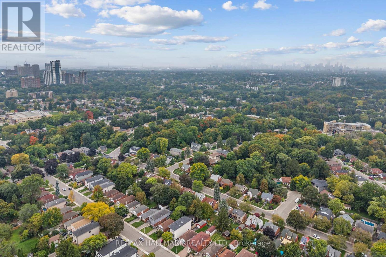 21 Plaxton Drive, Toronto (O'connor-Parkview), Ontario  M4B 2P6 - Photo 33 - E12456019
