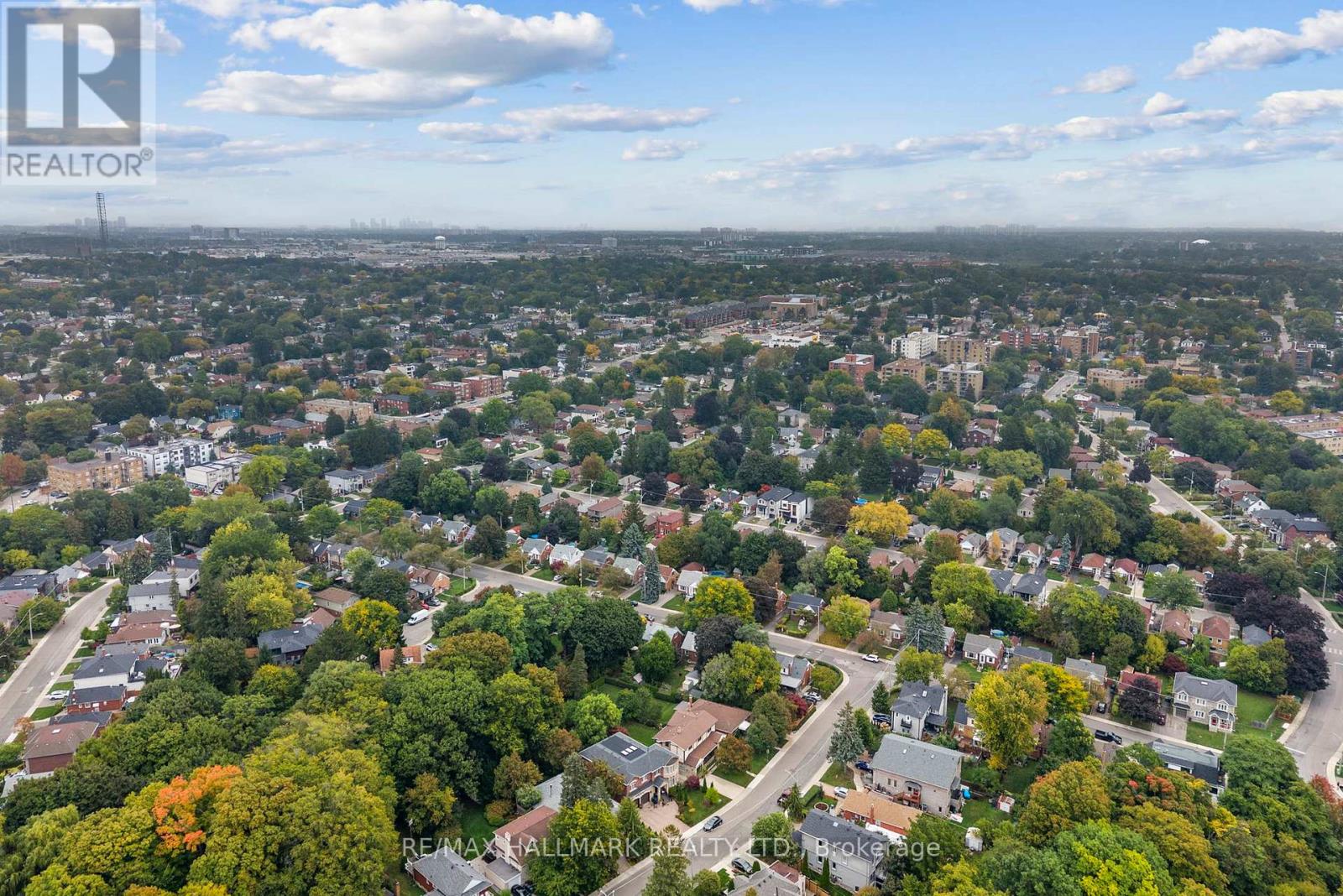 21 Plaxton Drive, Toronto (O'connor-Parkview), Ontario  M4B 2P6 - Photo 35 - E12456019