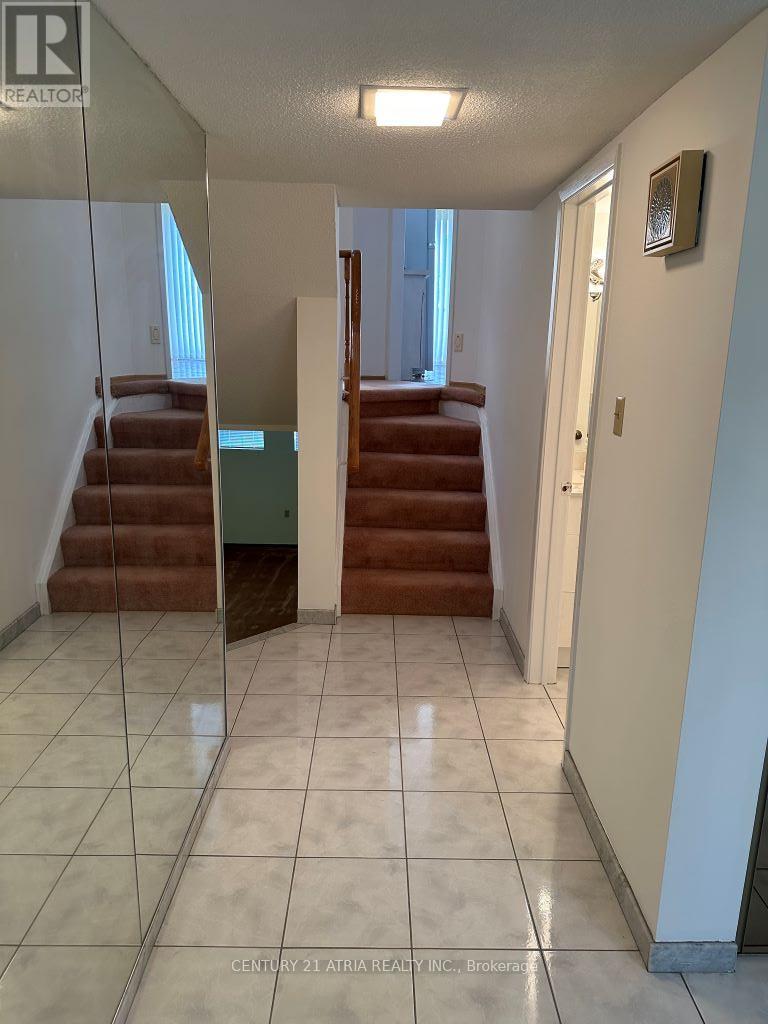 85 Sandyhook Square, Toronto, Ontario  M1W 3N6 - Photo 3 - E12456037