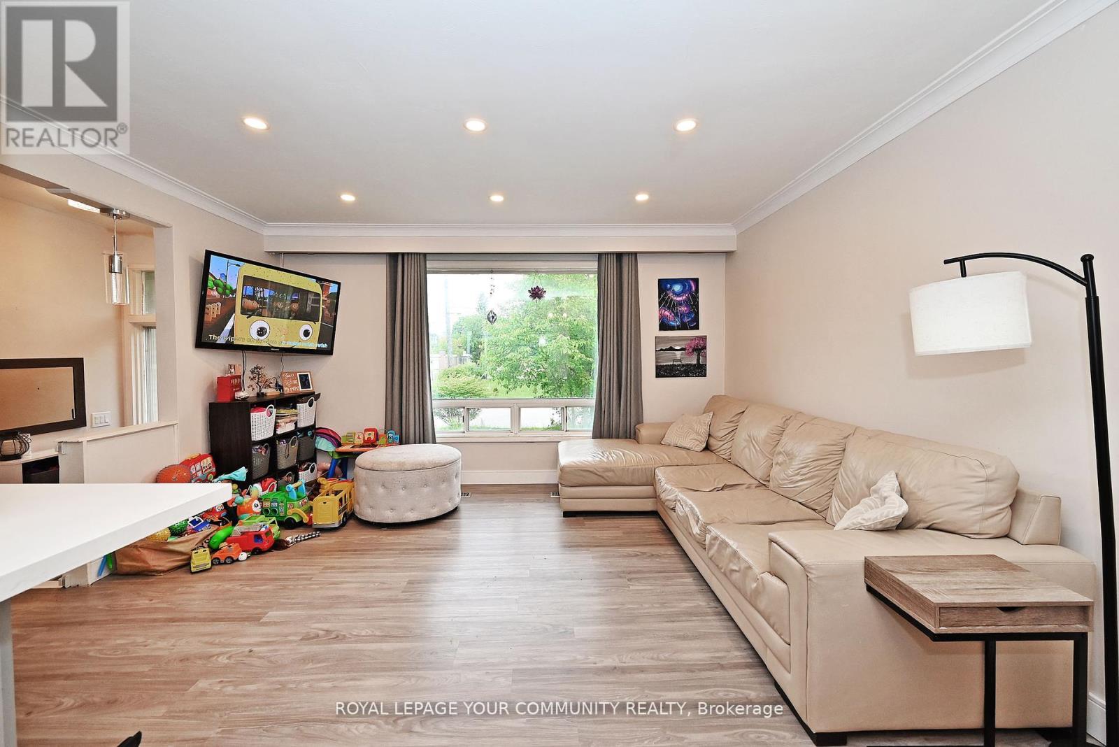 39 Penworth Road, Toronto, Ontario  M1R 4P6 - Photo 9 - E12456059