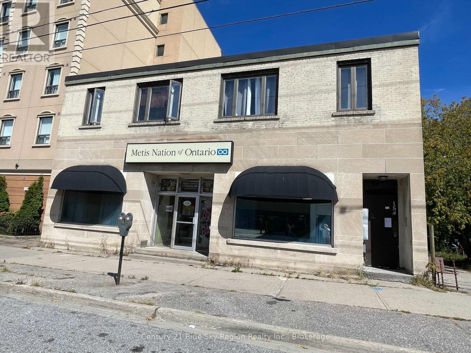 154/156 Mcintyre Street W, North Bay, Ontario  P1B 2Y6 - Photo 2 - X12456093