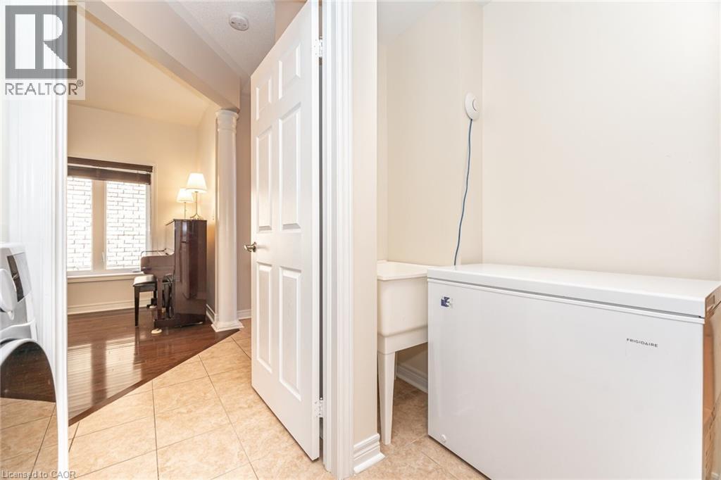 81 Paperbark Avenue, Vaughan, Ontario  L6A 0Y2 - Photo 25 - 40777623