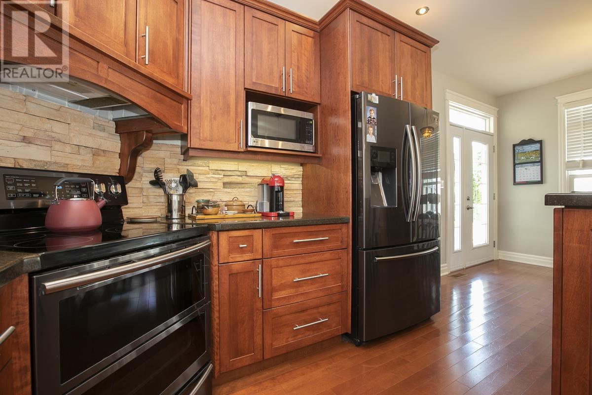 231 Macdonald Ave, Sault Ste. Marie, Ontario  P6B 6L6 - Photo 20 - SM252543