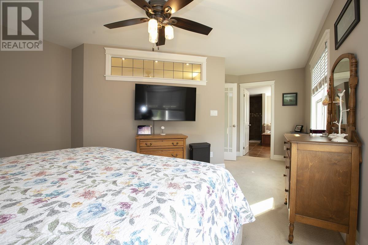 231 Macdonald Ave, Sault Ste. Marie, Ontario  P6B 6L6 - Photo 29 - SM252543