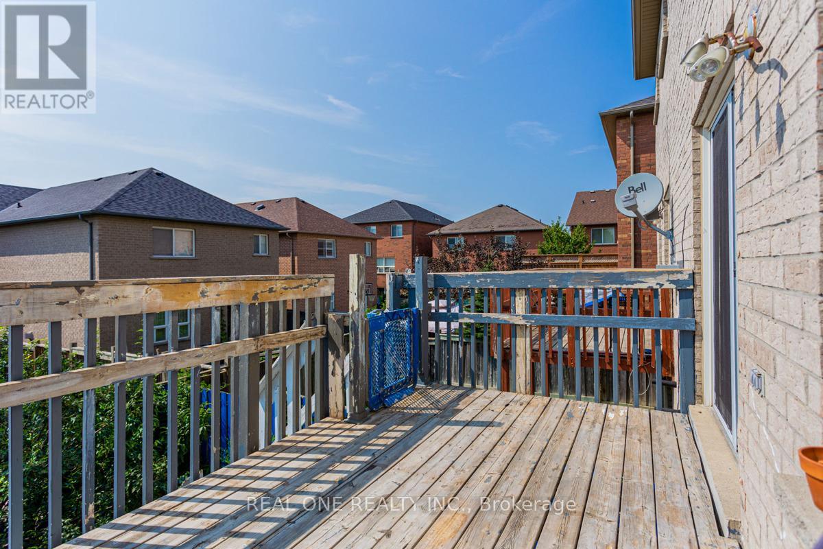 Upper - 24 Coast Avenue, Vaughan, Ontario  L6A 3Y1 - Photo 11 - N12455995