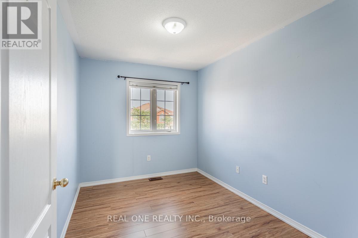 Upper - 24 Coast Avenue, Vaughan, Ontario  L6A 3Y1 - Photo 19 - N12455995