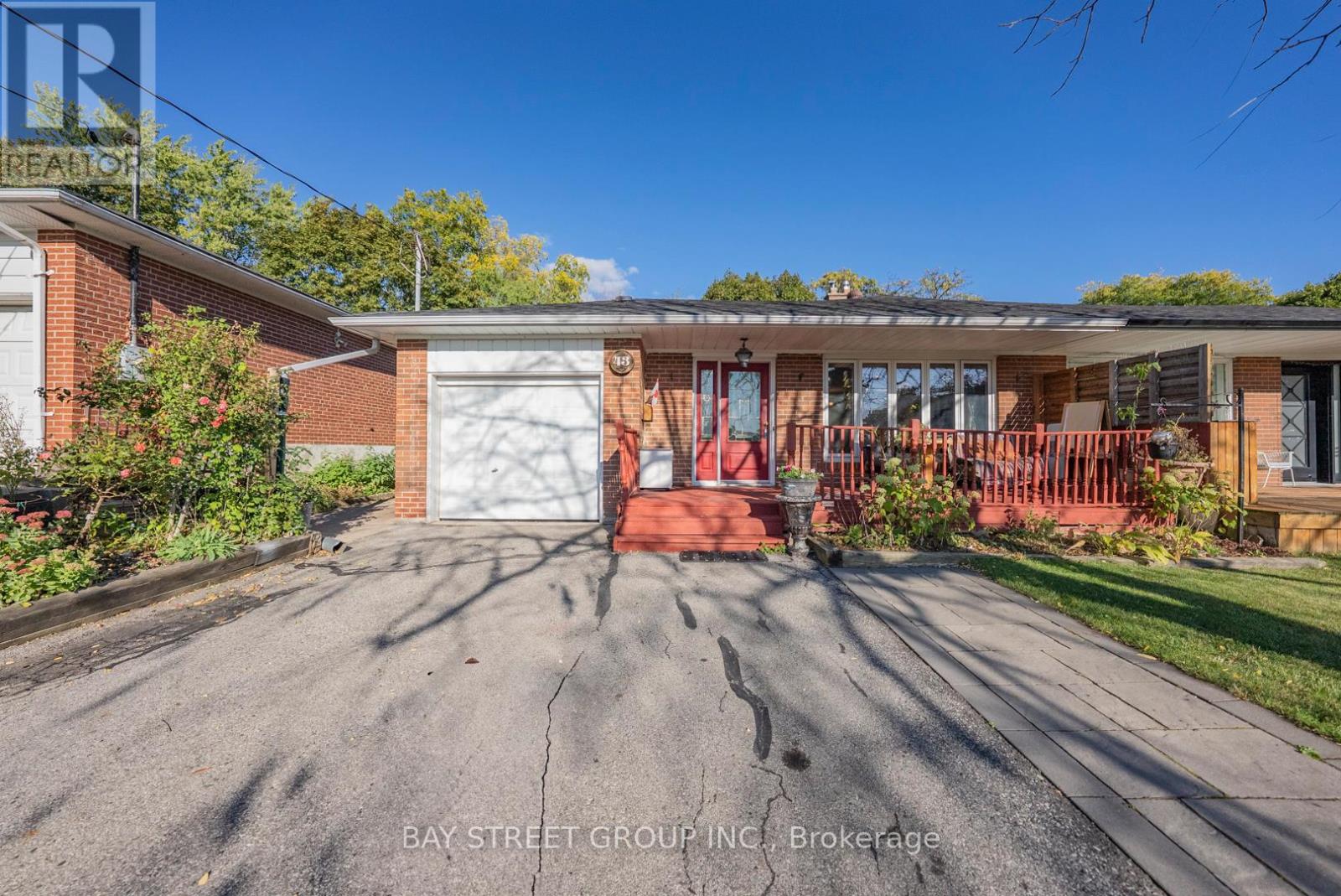 43 SHERWOOD FOREST DRIVE, Markham, Ontario