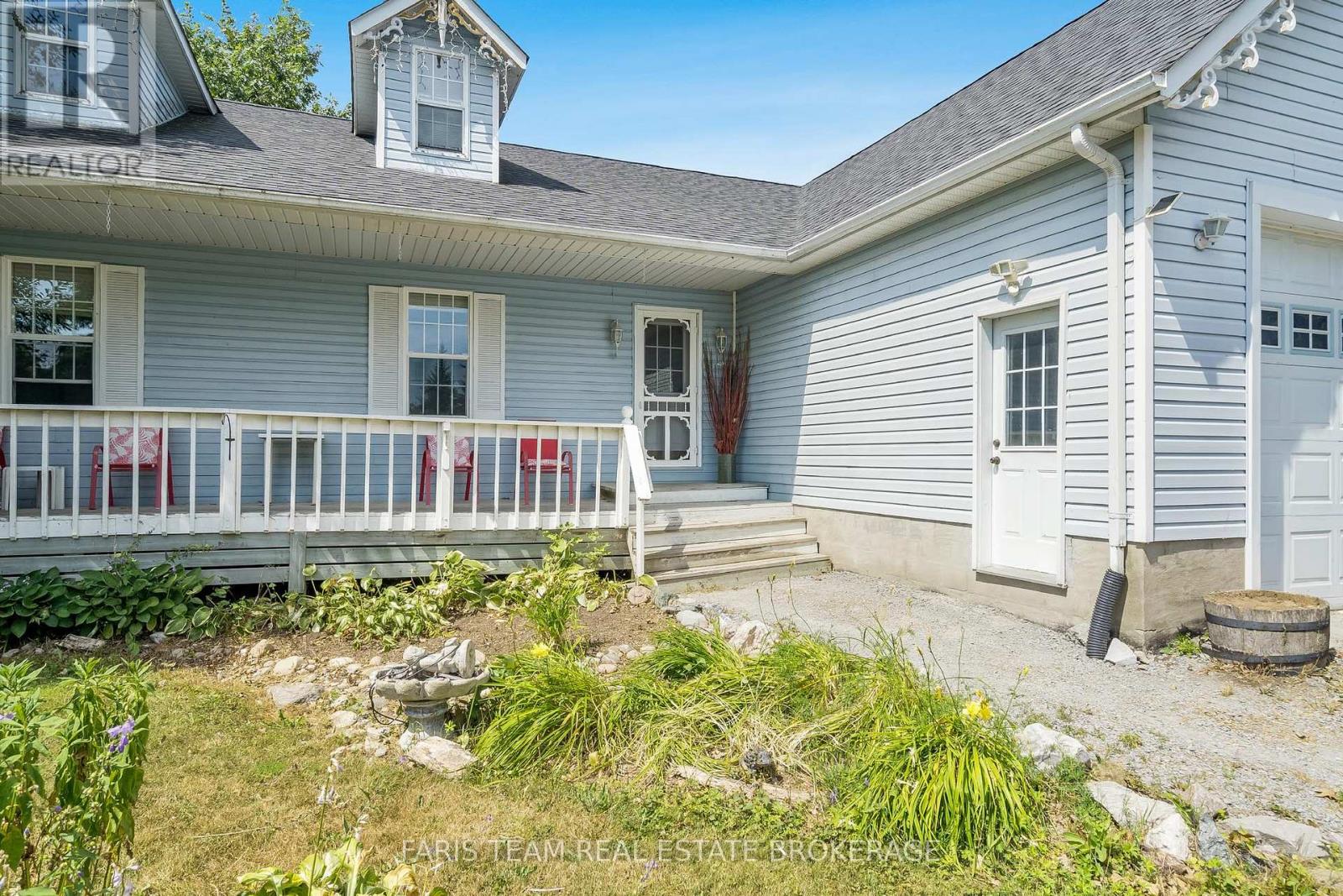69 Turtle Path, Ramara, Ontario  L0K 1B0 - Photo 4 - S12456020