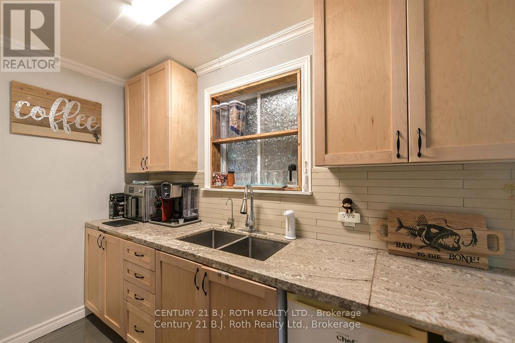 29 Quinn Avenue, Orillia, Ontario  L3V 3H6 - Photo 18 - S12456044