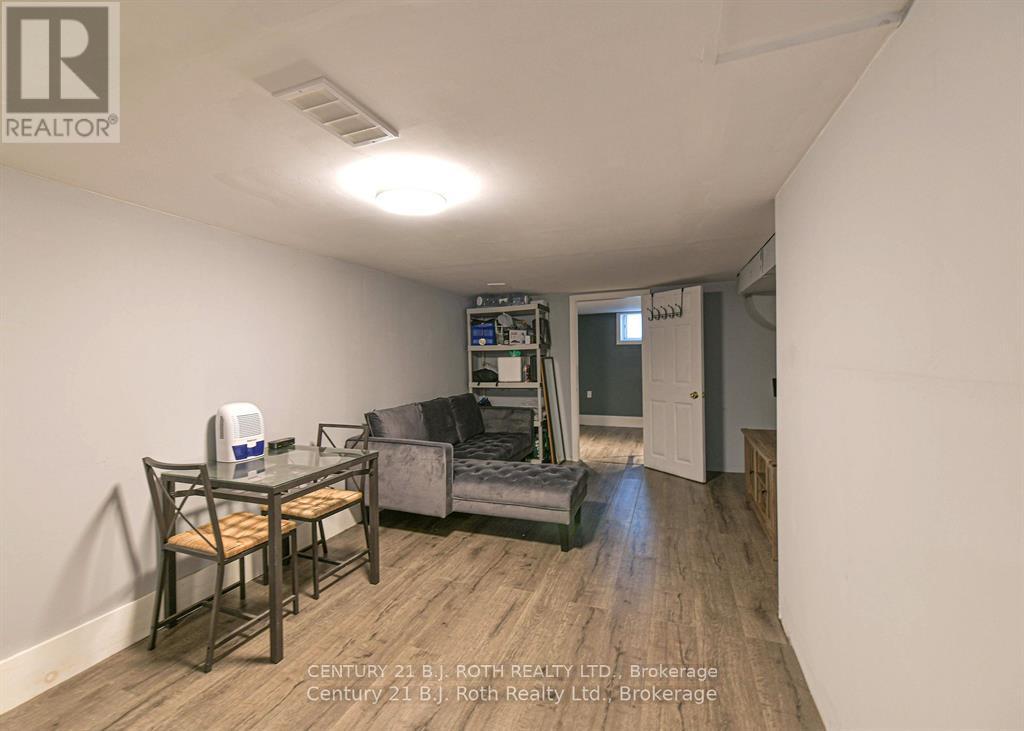29 Quinn Avenue, Orillia, Ontario  L3V 3H6 - Photo 40 - S12456044