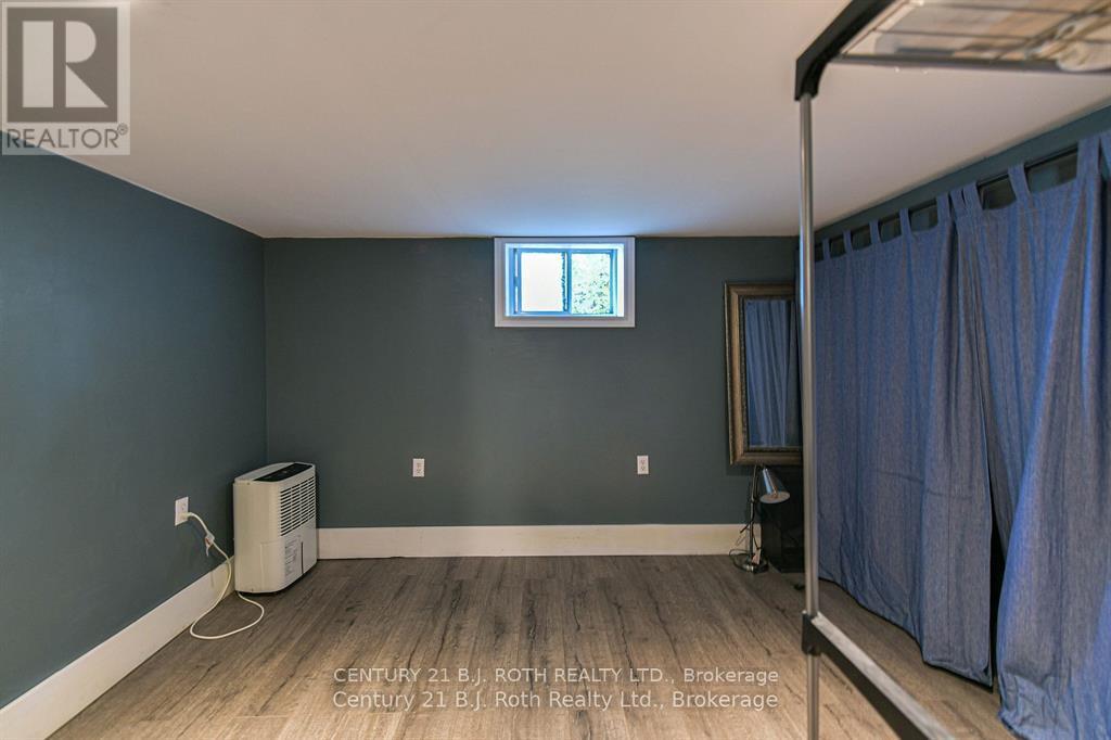 29 Quinn Avenue, Orillia, Ontario  L3V 3H6 - Photo 42 - S12456044