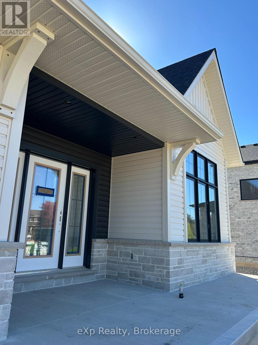 1036 Walton Avenue N, North Perth (Wallace), Ontario  N4W 3S2 - Photo 4 - X12456108