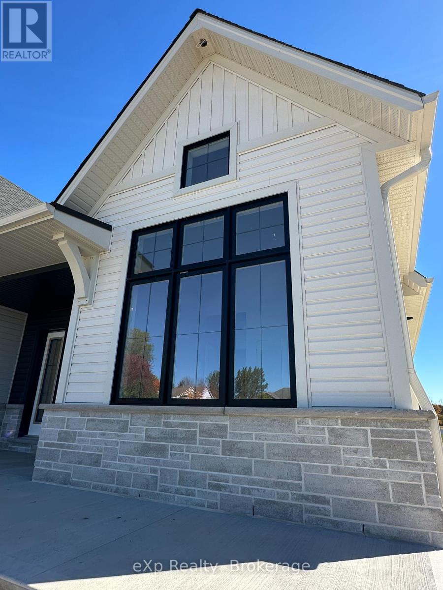 1036 Walton Avenue N, North Perth (Wallace), Ontario  N4W 3S2 - Photo 5 - X12456108